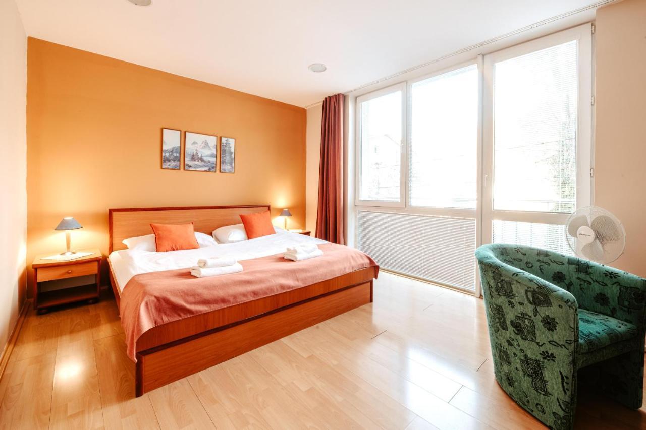 Hotel Adria Nova Dubnica Exterior photo