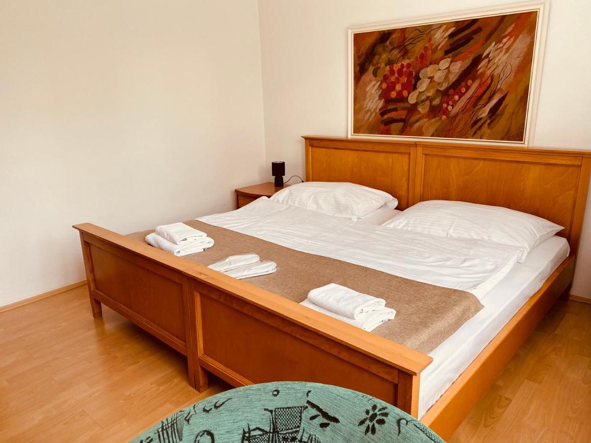 Hotel Adria Nova Dubnica Exterior photo